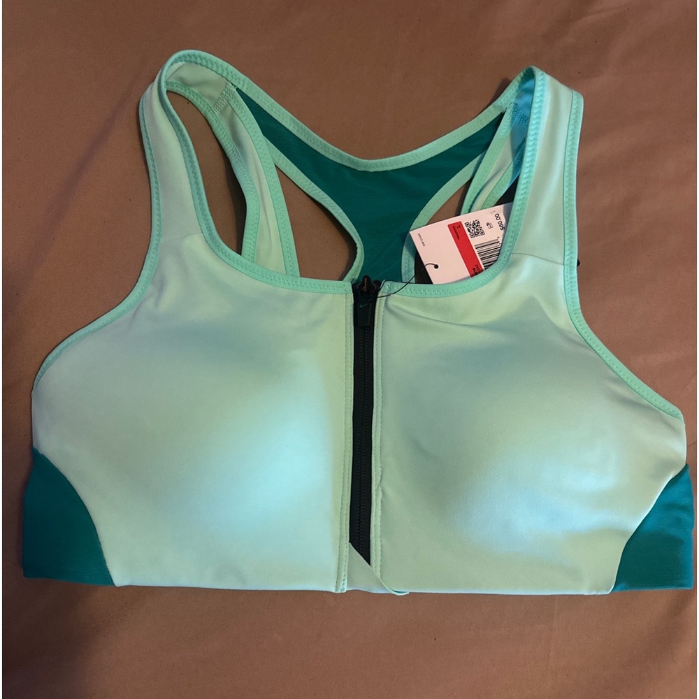 Nike  Women’s High Support Padded Zip Front Sports Bra Green DN4219-342